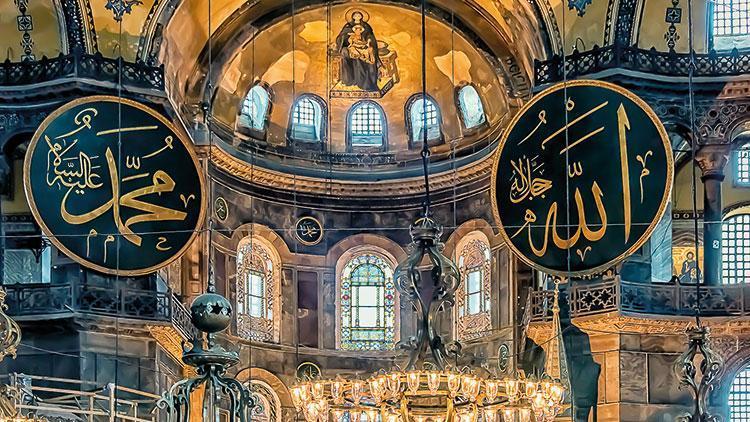 Ayasofya’da hazırlıklar tamam; fresklere yelken perde