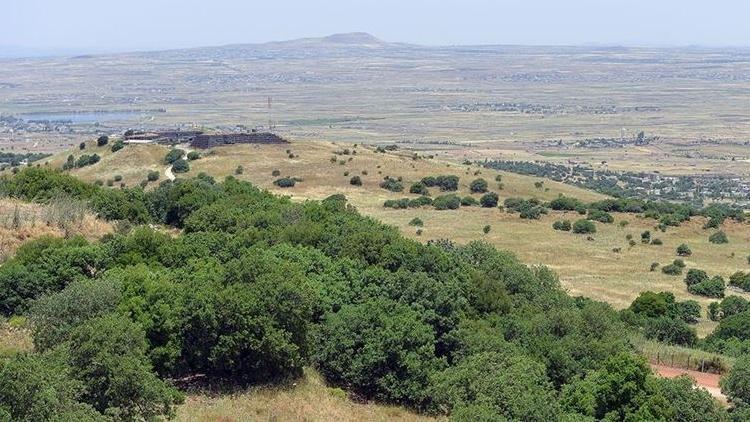 İsrail Golan Tepeleri üzerindeki hava sahasını kapattı