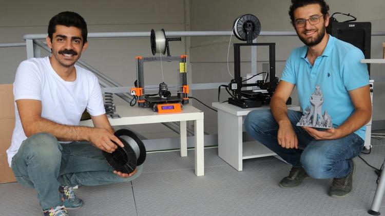 3D yazıcılara sarfiyat malzemesi üretiyorlar