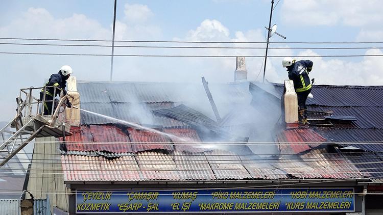 Erciş’te çıkan yangın 6 dükkan zarar gördü