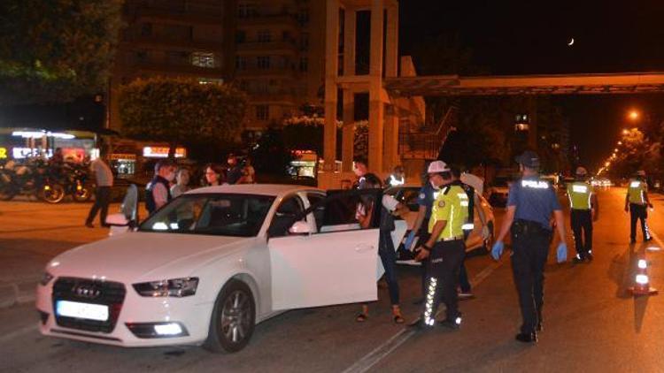 Adanada 3 bin polis ile hava destekli huzur ve güven uygulaması