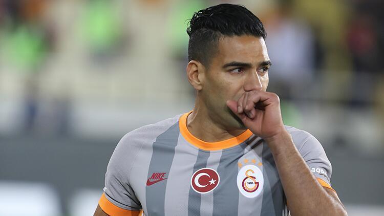 Galatasaraydan Radamel Falcao için flaş karar Son dakika transfer haberleri