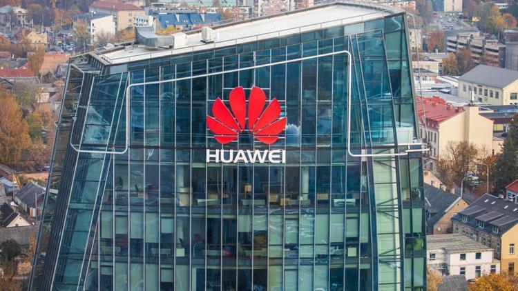 Huawei çalışanlarına ABDden vize sınırlaması