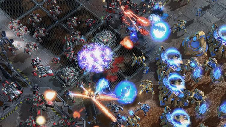 Starcraft II oyuncularına yıl dönümü sürprizi