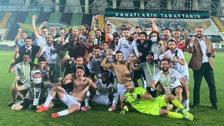 Fatih Karagümrük 36 yıllık Süper Lig hasretine son vermek istiyor