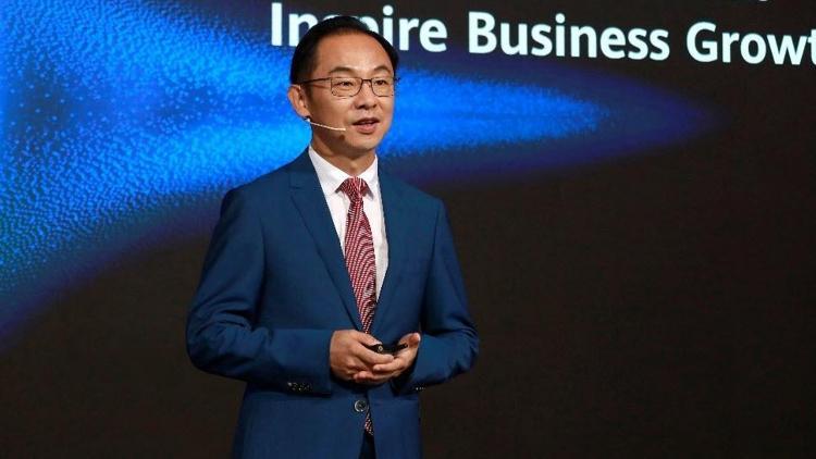 Huawei: Tepeden tırnağa yenilenmeye ihtiyaç var