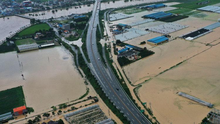 Son dakika... Güney Korede sağanak yağış faciası: 6 öldü, 7 kişi kayboldu