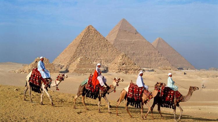 Elon Muska Mısırdan cevap: Piramitleri uzaylılar yapmadı