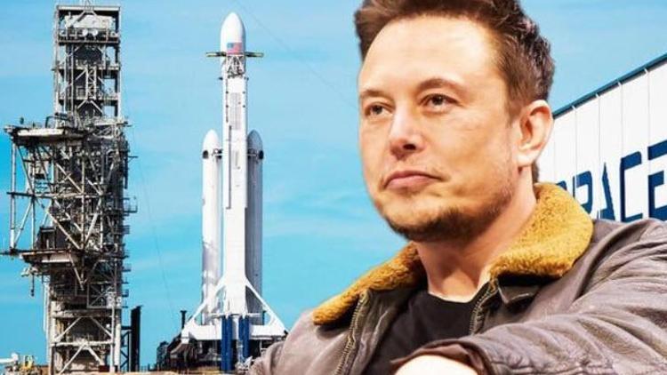 Elon Muskın mekiği birçok yönden ilklere imza attı