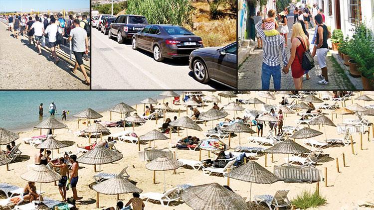 Yerli turist Bozcaada’ya koştu, kilometrelerce feribot kuyruğu oluştu Adadaki fiyatlar katlandı