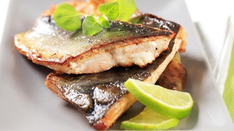 Balık nasıl açılır? Balık açarken hangi bıçak kullanılır? Levrek fileto, somon fileto nasıl yapılır?