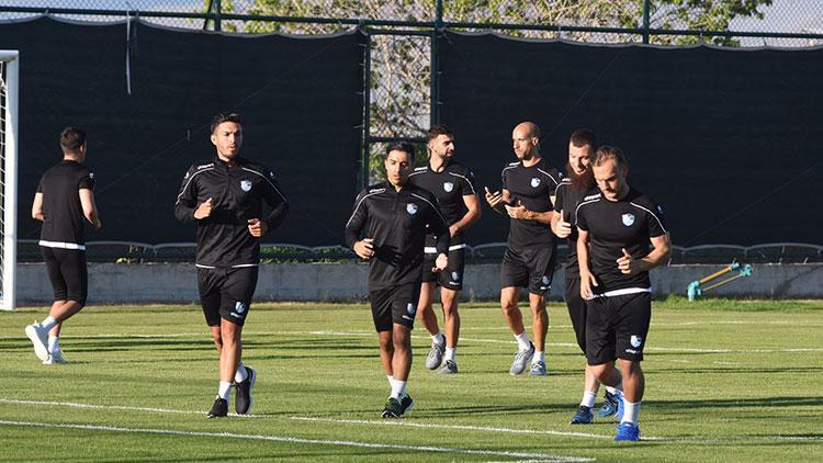 Büyükşehir Belediye Erzurumspor, sezonun ilk antrenmanını yaptı