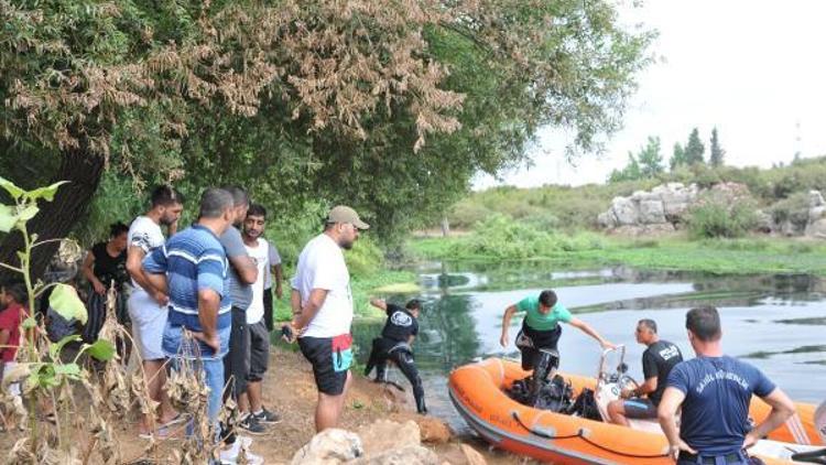 Kayıp genci arayan 2 deniz polisi ölümden döndü