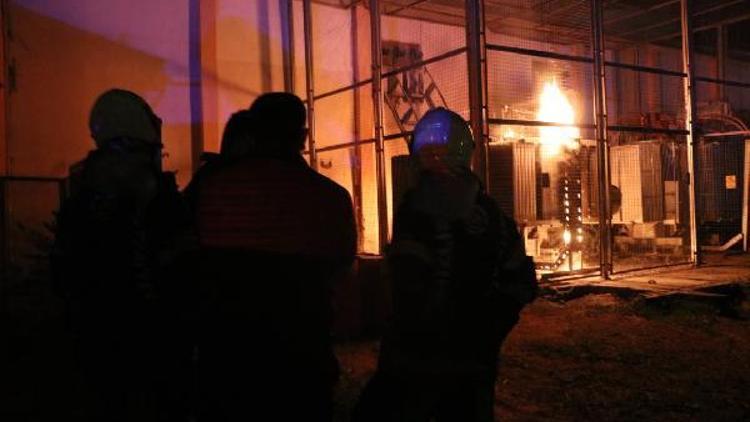 Trafoda çıkan yangın korkuttu; 7 mahallede elektrik kesildi