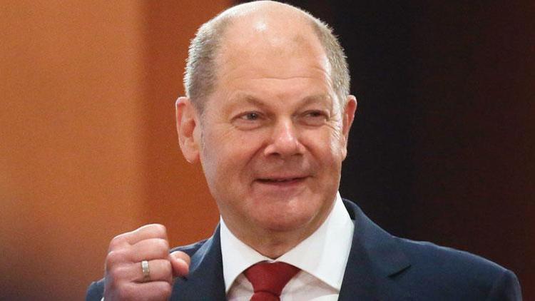 SPD’nin başbakan adayı Scholz