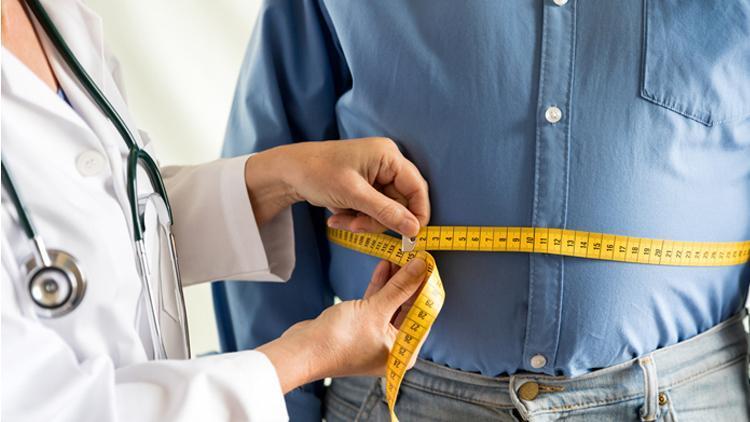 Kalıcı sonuç için obezite cerrahisinden sonra hastalar diyet uygulamalı