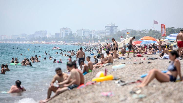 Antalya’ya gelecek turistin yüzde 40-45’i Kemer’i tercih edecek