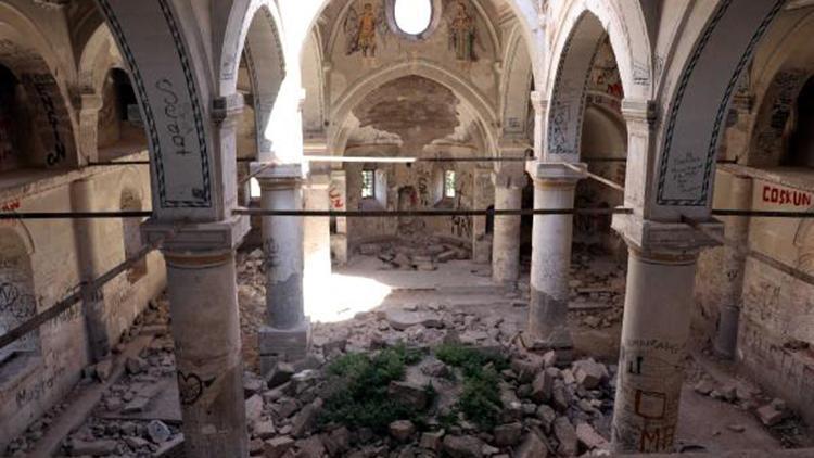 Definecilerin tahrip ettiği tarihi kilise, restore edilecek