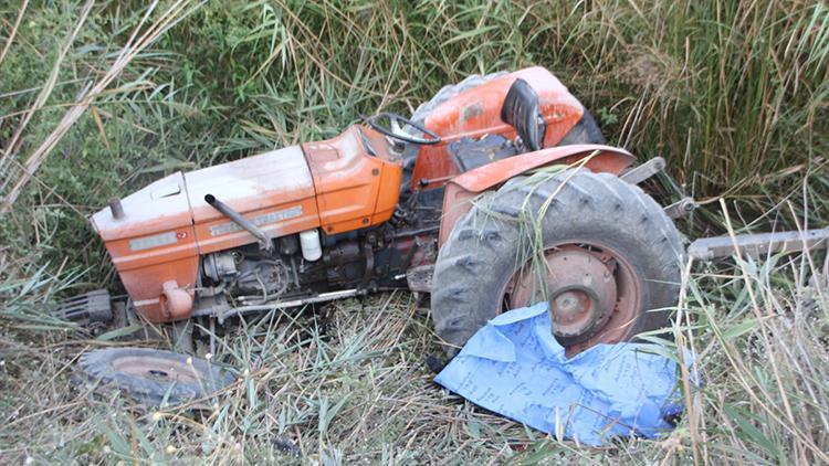 Antalyada traktörün altında kalan çiftçi öldü