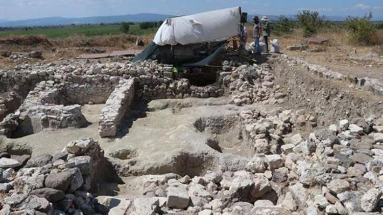 2 bin 600 yıllık Lidya mutfağından fare kafatası çıktı