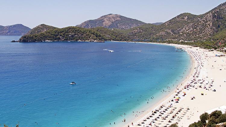 Türkiye’ye ilk 7 ayda gelen turist sayısı 5.5 milyona yaklaştı... Milyonluk turist
