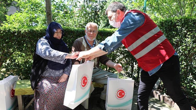 Sultanbeyli’de pandemide 61 bin 375 vatandaşa sosyal yardım dağıtıldı