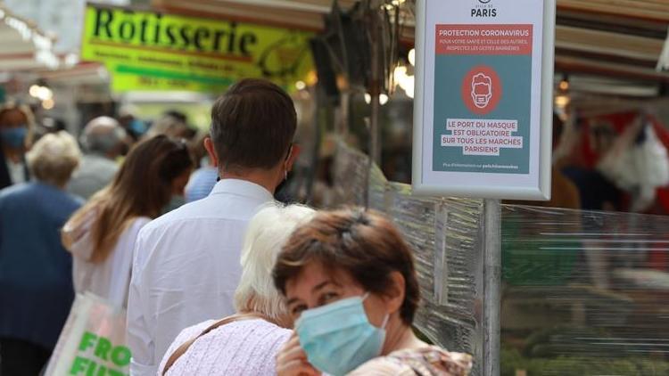 Son dakika: Fransa’nın başkenti Paris’te koruyucu maske takmak zorunlu hale getirildi