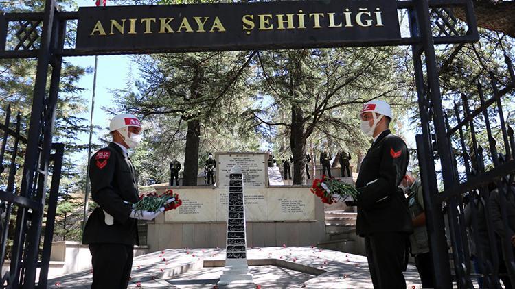 Afyonkarahisardaki Anıtkaya Şehitliğinde anma töreni