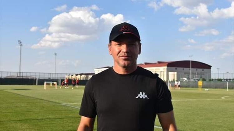 Antalyaspor Teknik Direktörü Tamer Tuna: Lige iyi başlamak istiyoruz