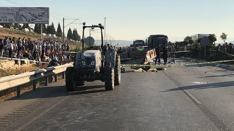 3 tarım işçisinin öldüğü kazaya karışan traktörü değiştirmişler