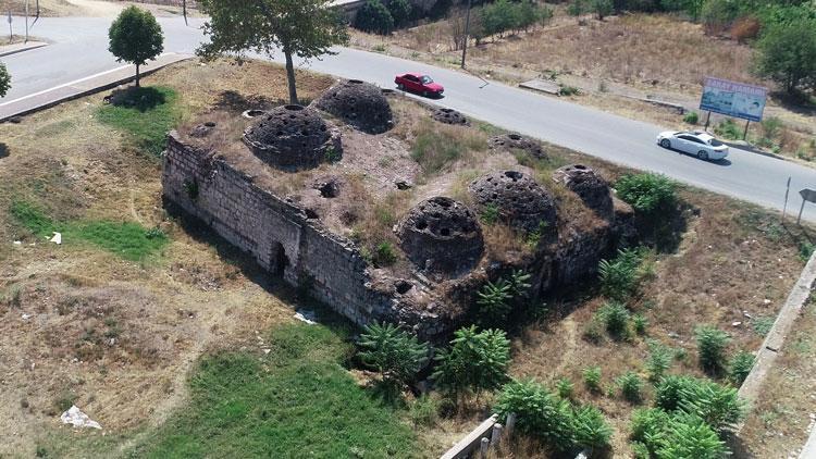 Uyuşturucu bağımlılarının mekanı olmuştu 6 asırlık hamama restorasyon