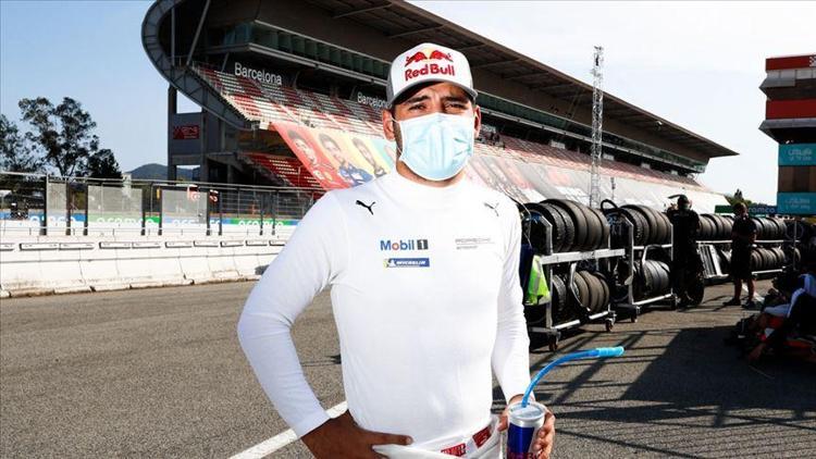 Ayhancan Güven, Porsche Super Kupanın Belçika ayağında birinci oldu