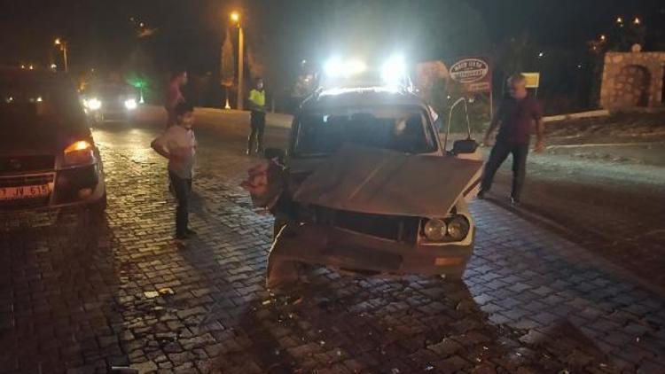 Besni’de iki kazada 3 kişi yaralandı
