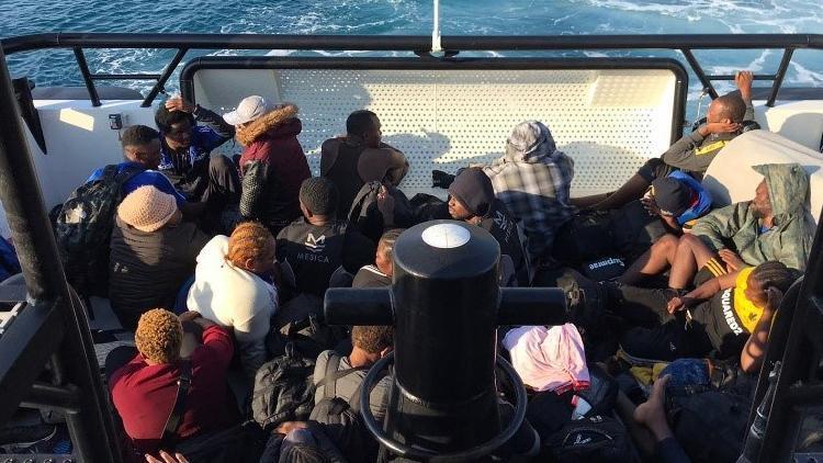 Marmariste 41 kaçak göçmen kurtarıldı