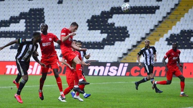 Beşiktaş 0-1 Sivasspor (The Land of Legends Cupta finalin adı Sivasspor - Fenerbahçe)