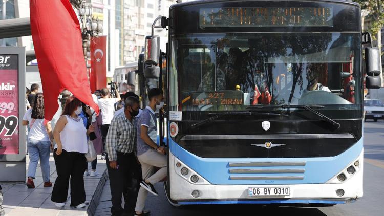 Toplu taşımda yoğunluk gözlendi