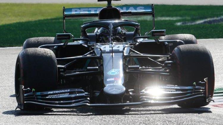 İtalya Grand Prixsinde pole pozisyonu Hamiltonın