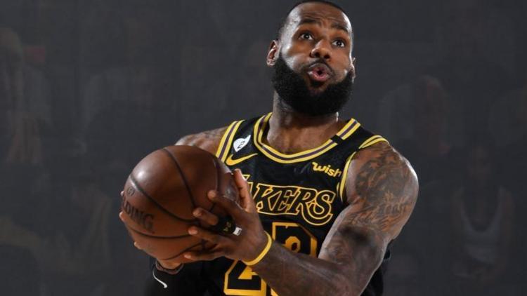 Lakers, LeBron James liderliğinde seride durumu eşitledi NBAde günün maçları ve sonuçları