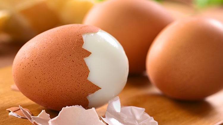 Haşlanmış yumurta en kolay nasıl soyulur? Farklı yöntemleri sizin için araştırdık