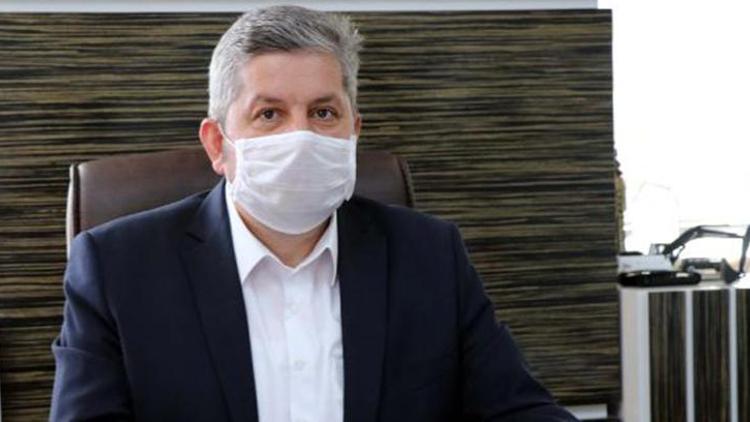 Cumhurbaşkanı Erdoğanın katıldığı toplantı için test yaptıran belediye başkanı pozitif çıktı