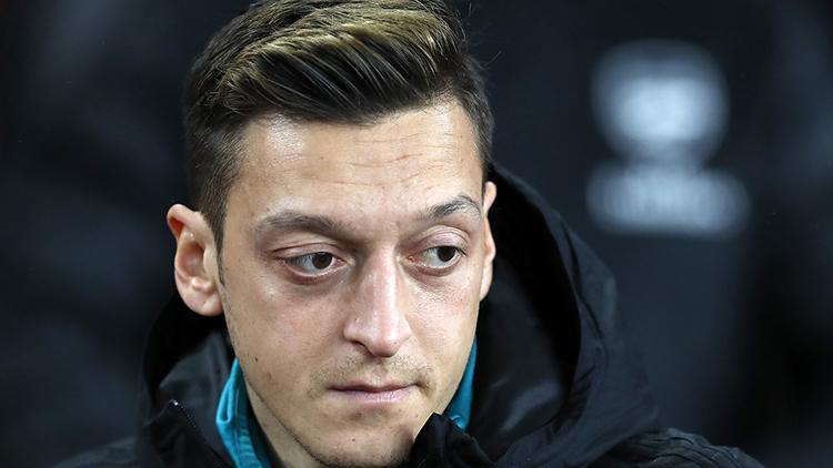 Arsenalin yıldızı Mesut Özil, en iyi 11ini açıkladı