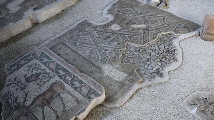 Germanicia Antik Kentinde sergilenen mozaik alanları artıyor