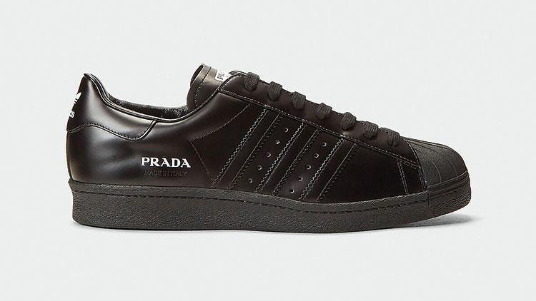 Ayağımdaki kundura Adidas’la Prada