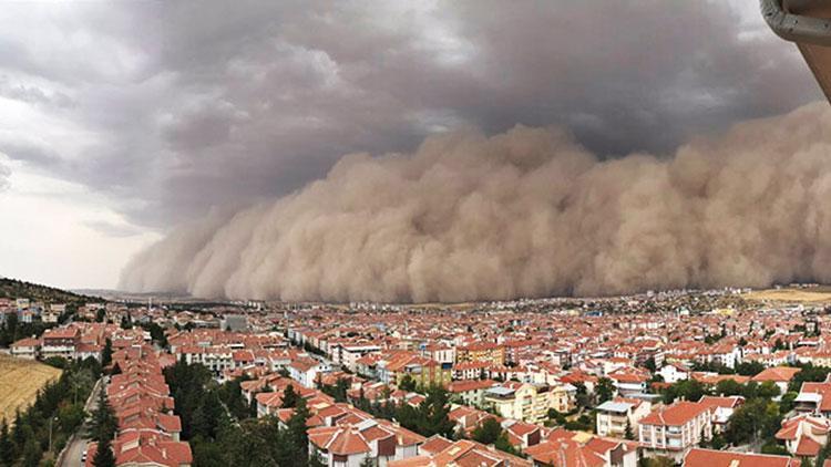 Ankarada kum fırtınası