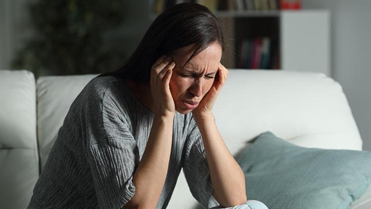 Her 5 Kadından 1'inde Görülüyor: Migren Neden Olur?
