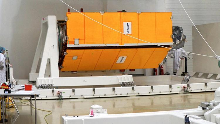 Airbus, uzaya yeni uydusunu fırlatmaya hazırlanıyor