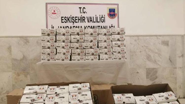 Eskişehir’de 19 bin 850 adet kaçak maske ele geçirildi