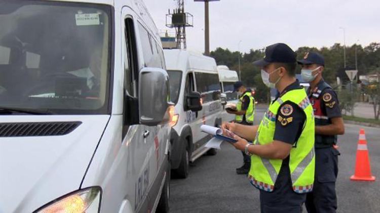 Jandarma ekiplerinden okul servislerinde koronavirüs denetimi