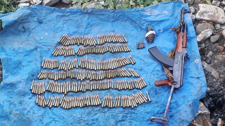 Vanda PKKlı teröristlere ait silah ve mühimmat ele geçti