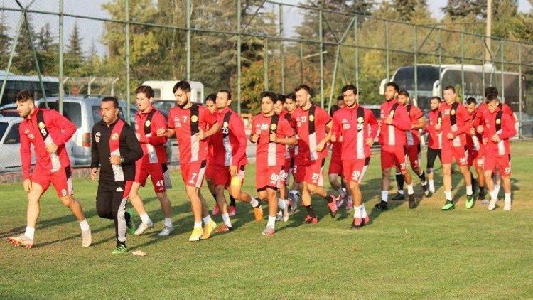 Eskişehirspor sezona 20.2 yaş ortalamasına sahip kadro ile başladı